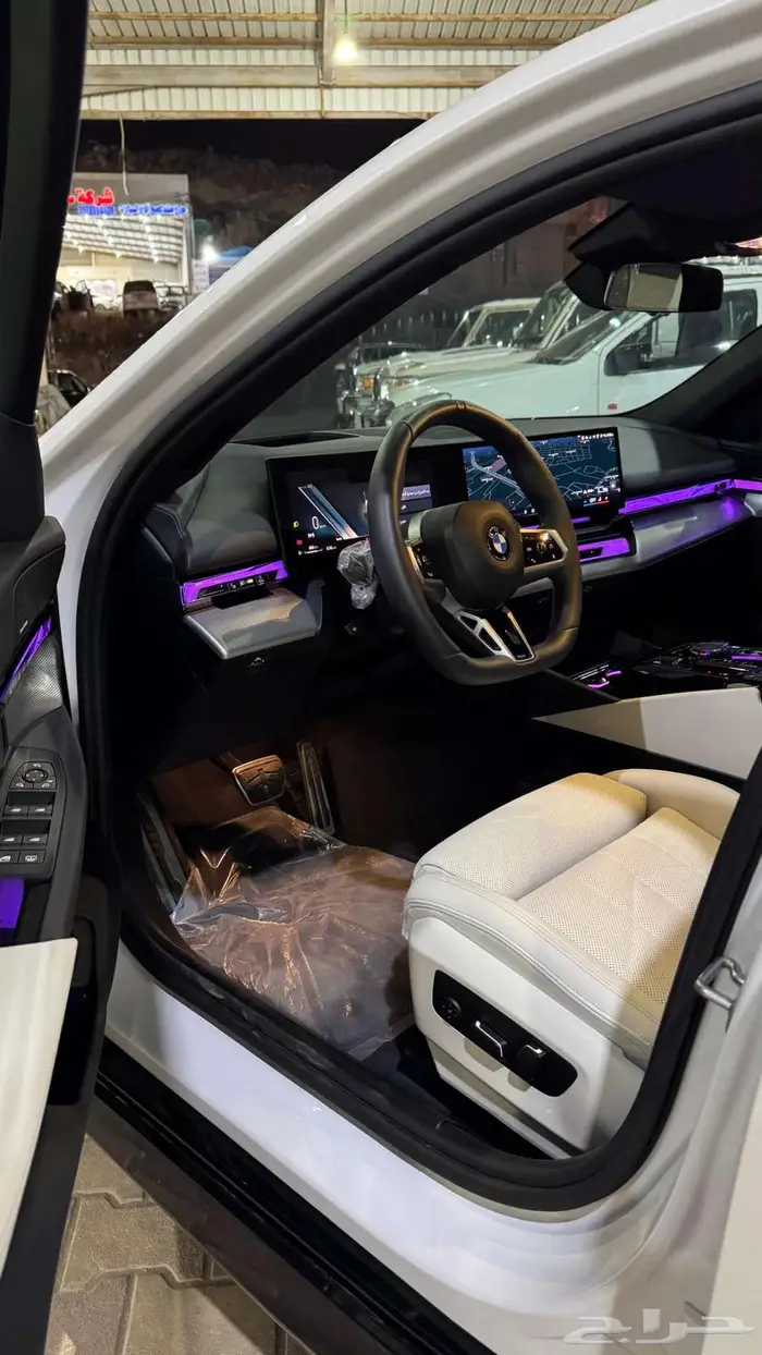 بي إم دبليو فل كامل موديل 2024 16