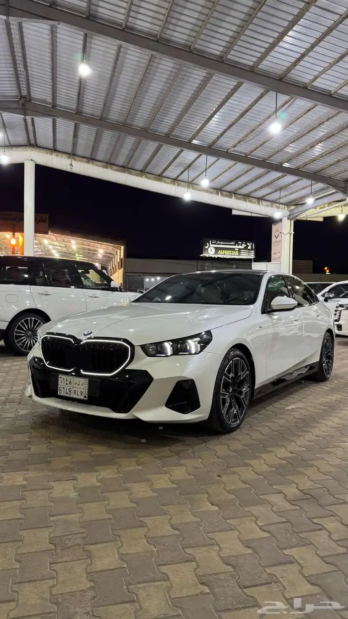 بي إم دبليو فل كامل موديل 2024 2