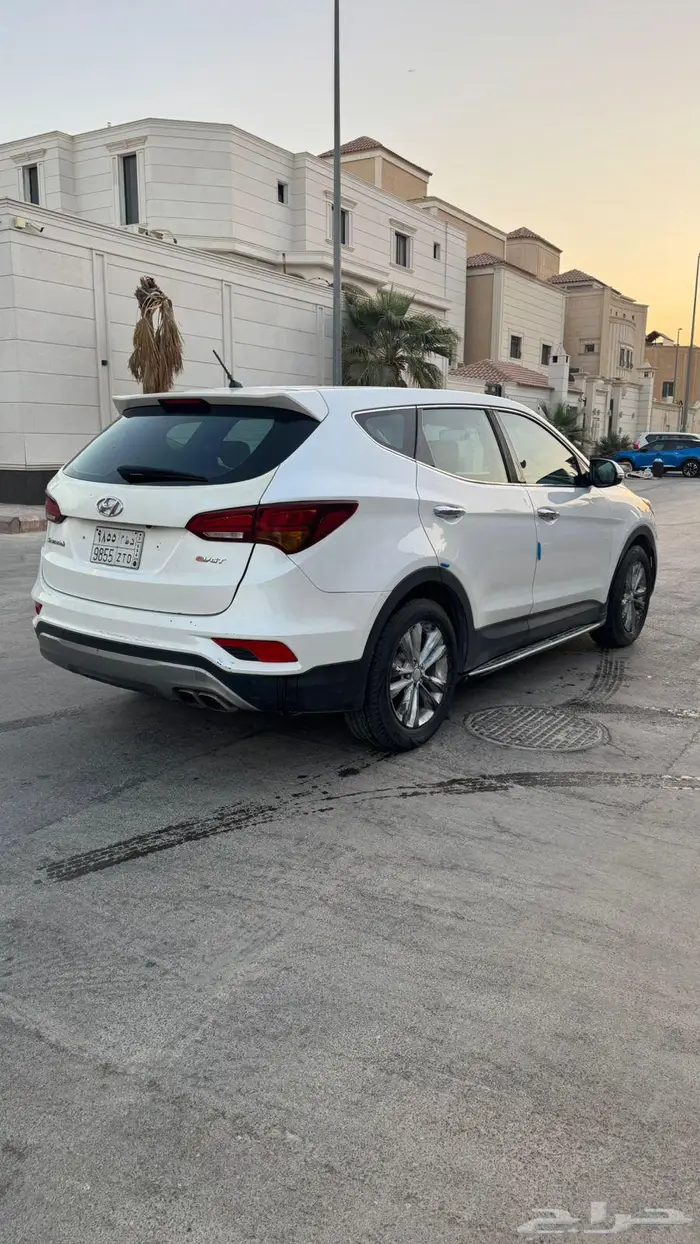 للبيع سنتافيه 2016 ديزل ماشي 135الف نضيف 0