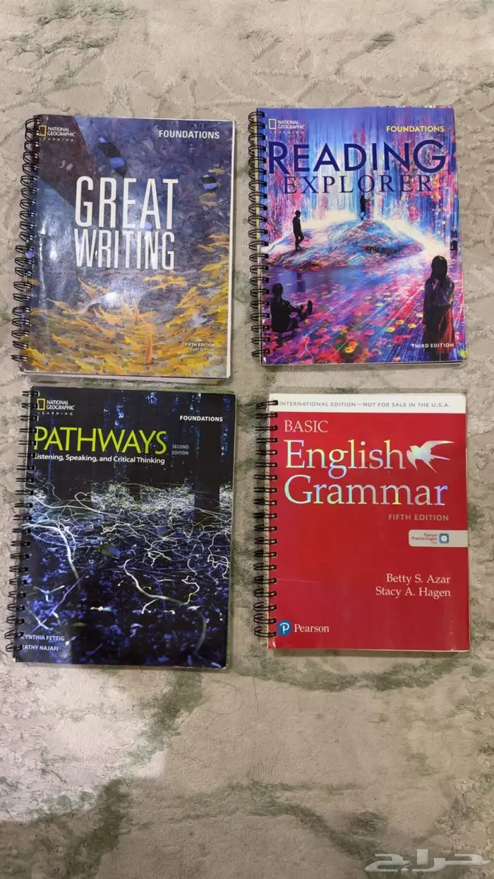 للبيع مجموعة كتب إنجليزي مستخدمة 0