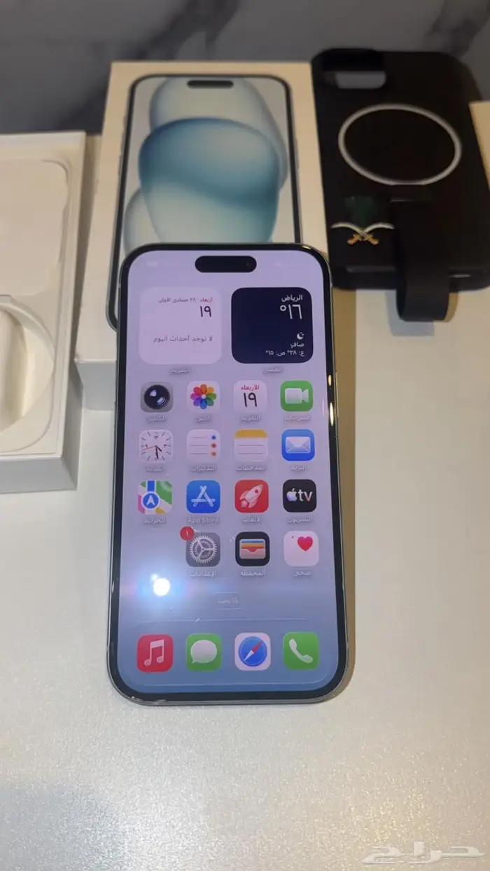 أبل أبل أيفون 15 أزرق نظيف 1