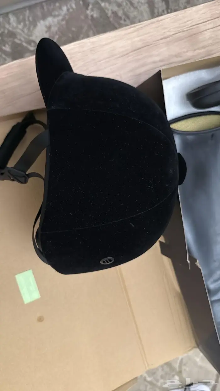 خوذه ركوب الخيل وجزمه مقاس 37 2