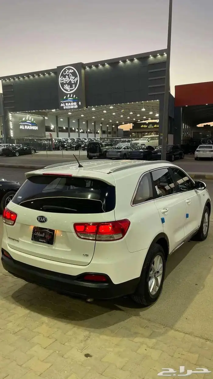 كيا سيرانتو 2015 عداد 338 دبل 7 مقاعد بنزين 3