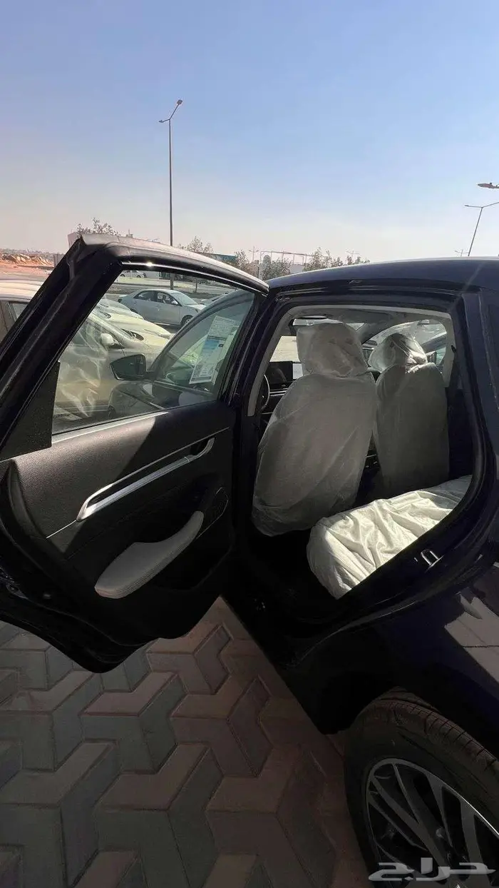 جيلي ام جراند 2025 5