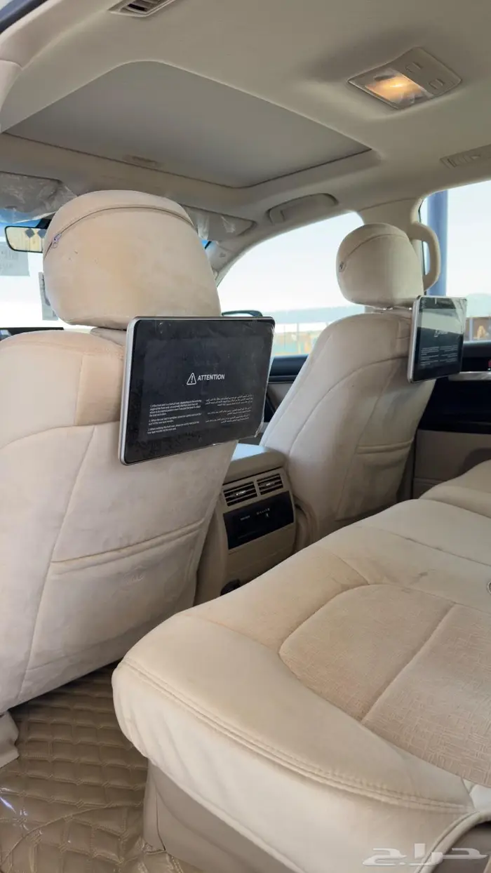 لاندكروزر GXR 2021 سعودي تورنق ( مخزن ) 34