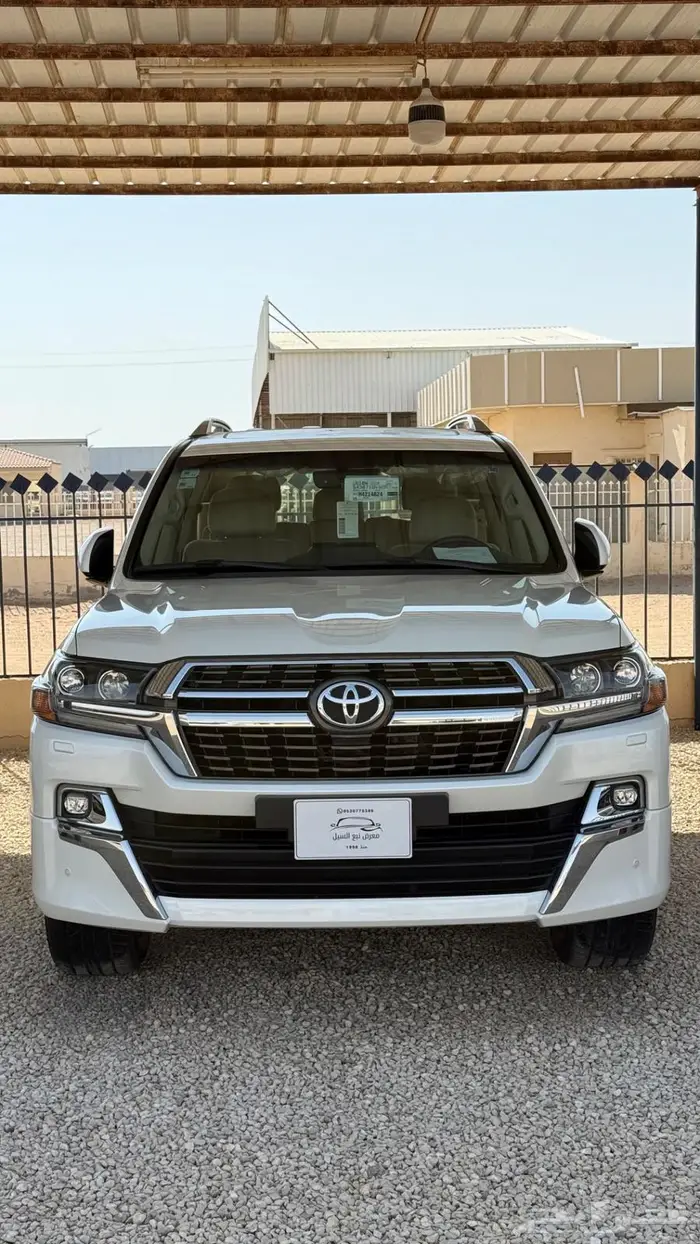 لاندكروزر GXR 2021 سعودي تورنق ( مخزن ) 0