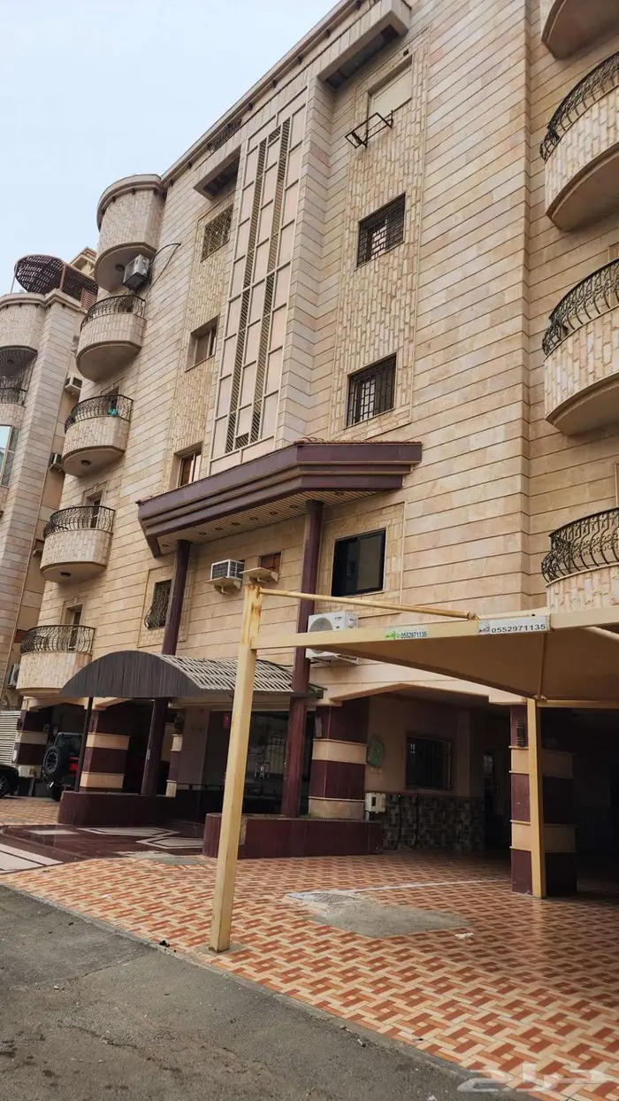 للبيع في روف دورين ومصعد خاص حي المروة 5