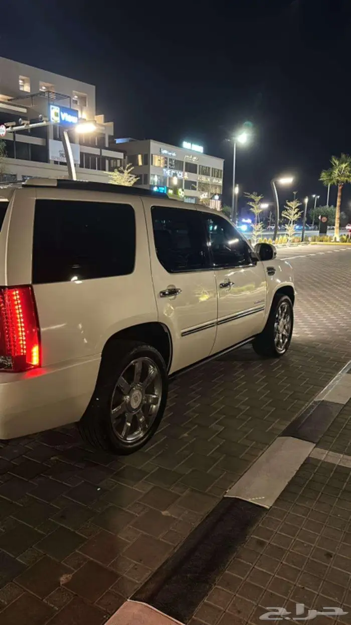 اسكاليد 2011 1