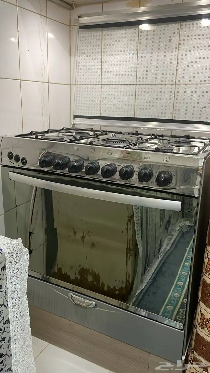 فرن غاز 5عيون 80 60 بحاله جيدة 3