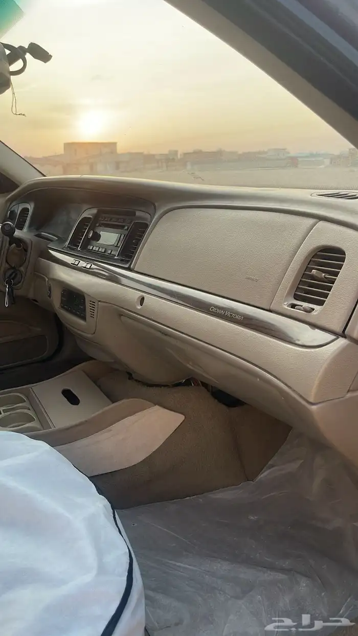 فورد فكتوريا 2010 9