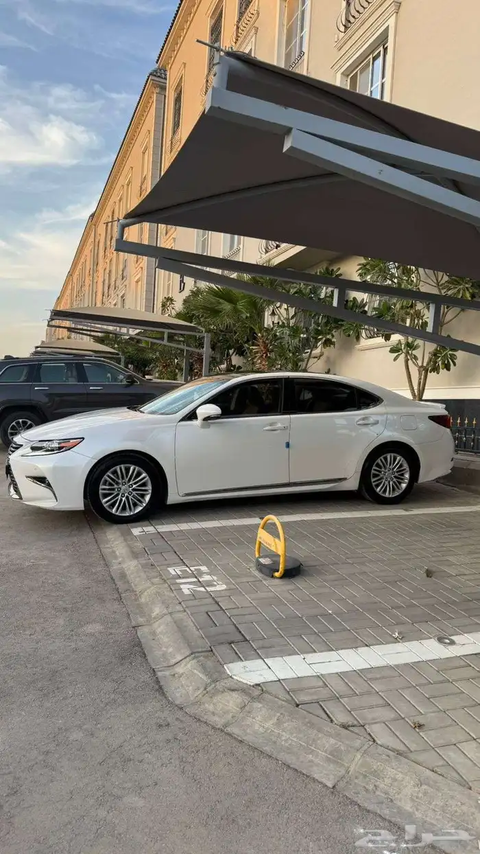 لكزس ES 350 موديل 2017 6