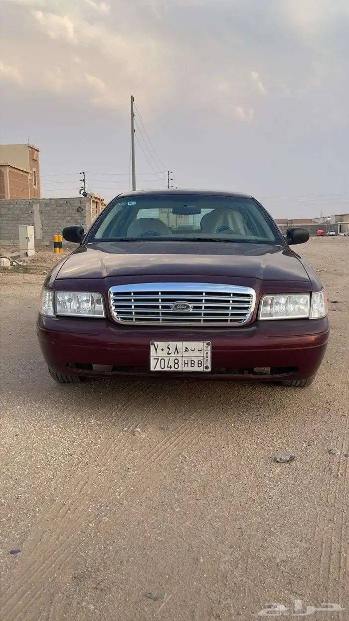 فورد فكتوريا 2010 3