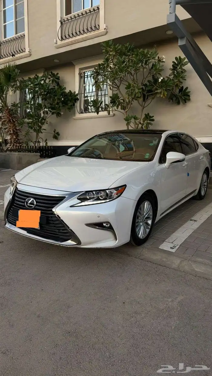 لكزس ES 350 موديل 2017 7