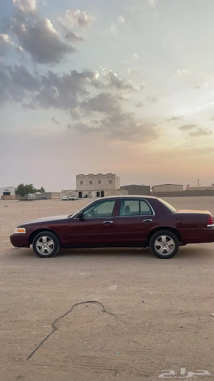 فورد فكتوريا 2010 1