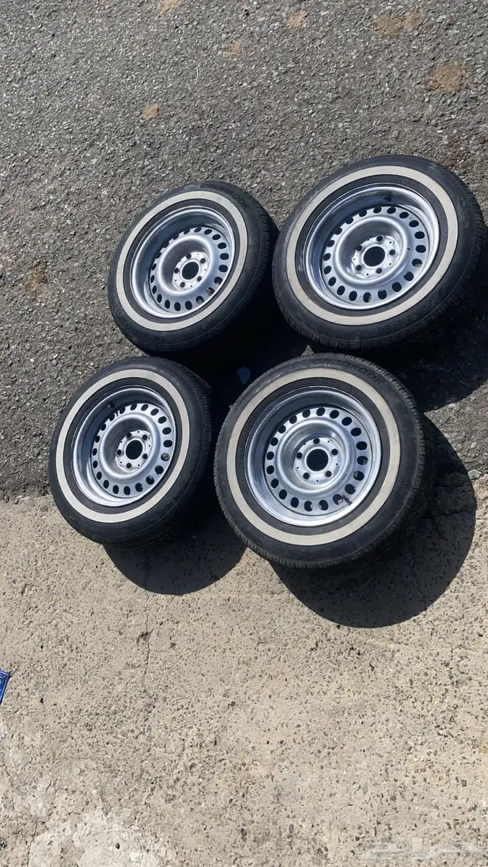 جنوط وكفرات شبه جديد خط هايلكس 1