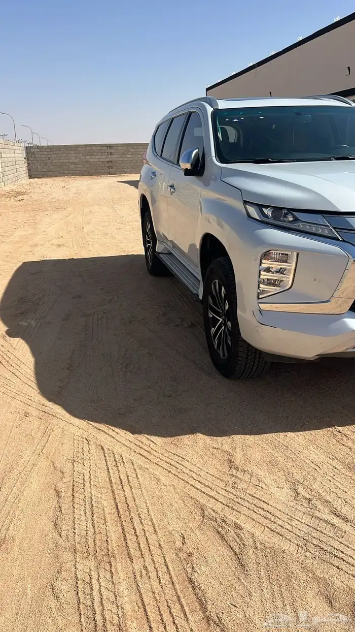 سيارات ميتسوبيشي مونتيرو 2023 نص فل 1