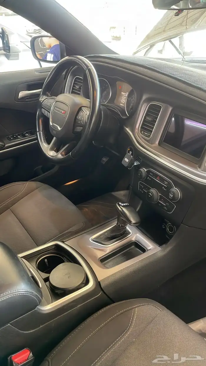 تشارجر 2019 ( 6 سلندر ) 12