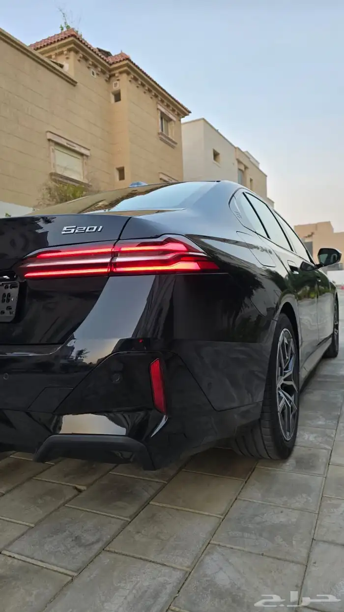 بي ام دبليو 520 كت M - موديل 2024 34