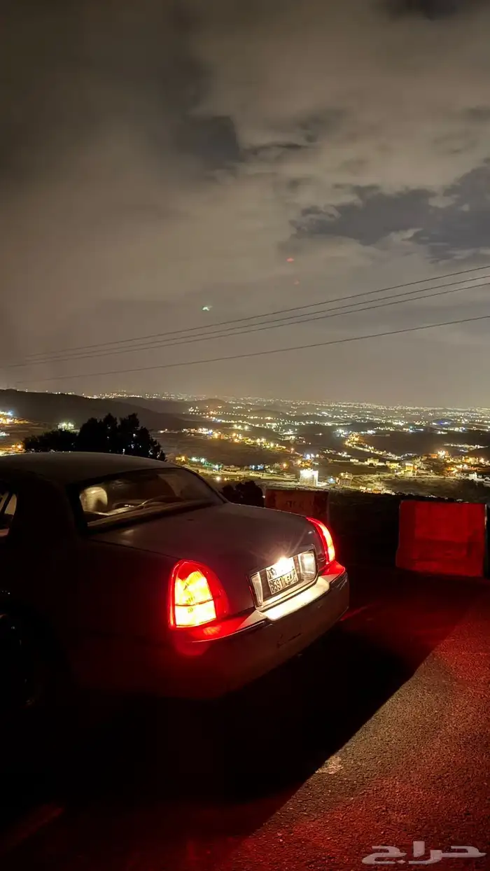 لينكون تاون كار 2006 نظيف للبيع او البدل المناسب 6