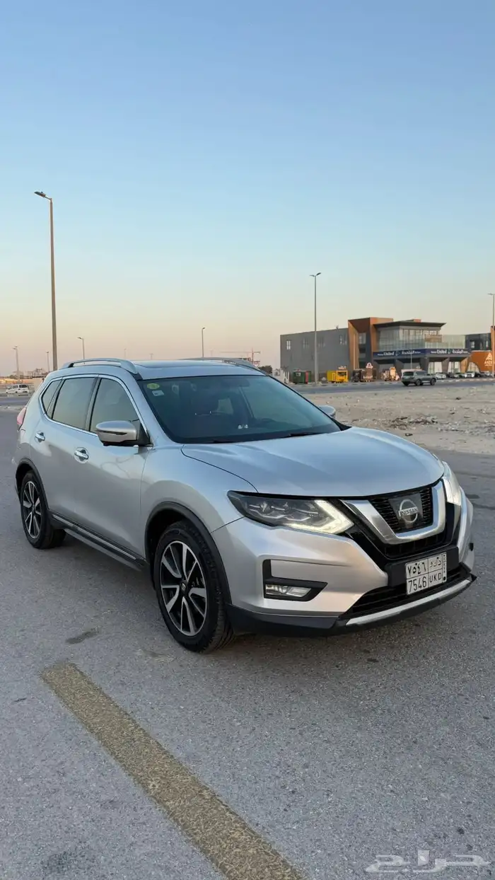 للبيع اكس تريل 2020 فل كامل دبل 5