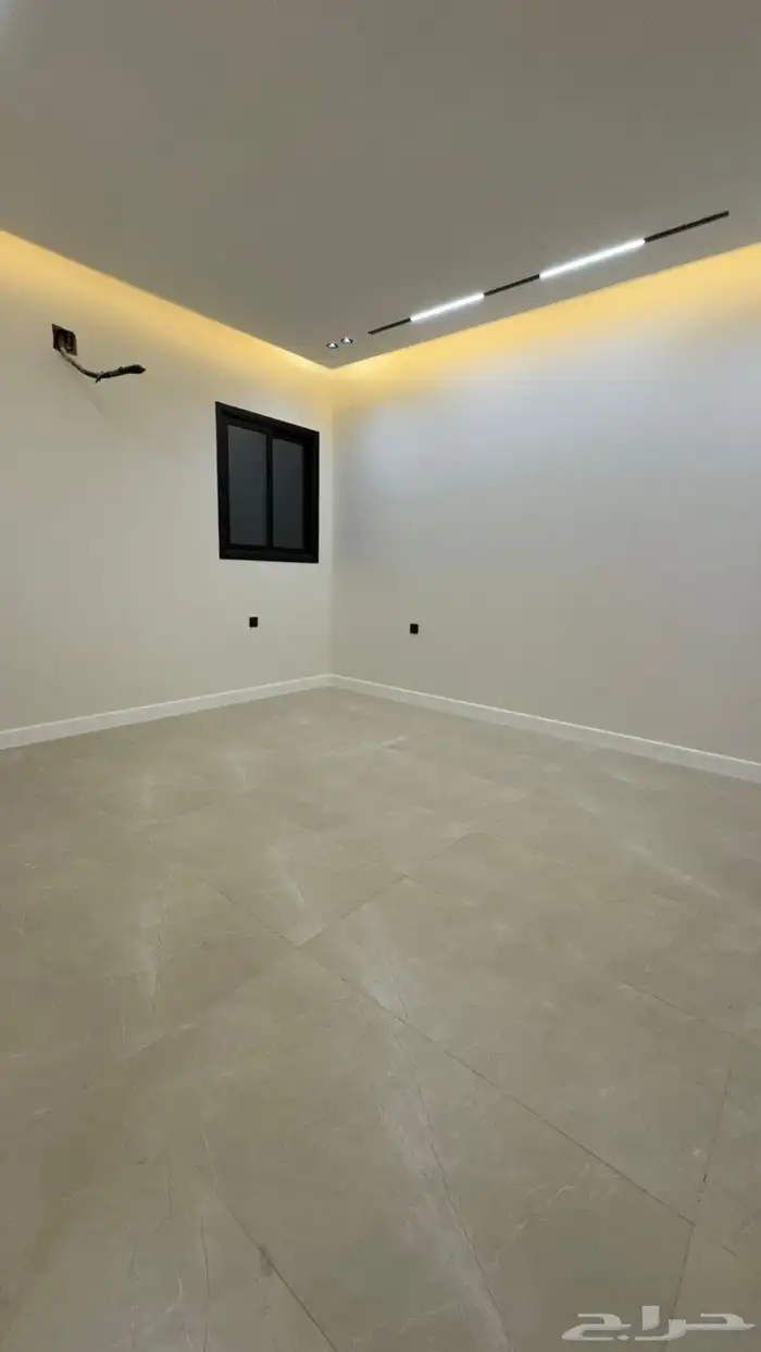 ادوار وملاحق للبيع حي بدر 20