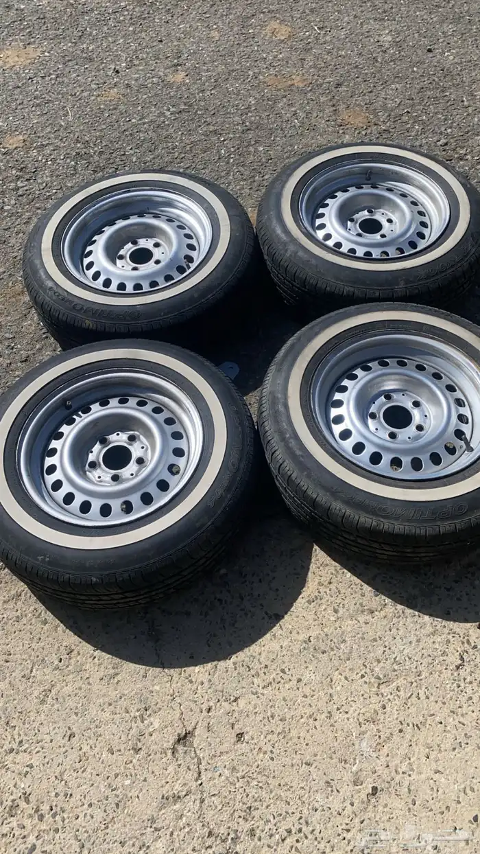 جنوط وكفرات شبه جديد خط هايلكس 2