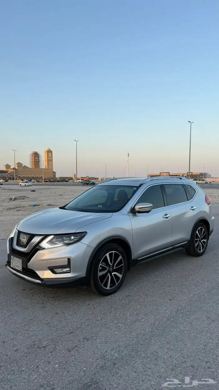 للبيع اكس تريل 2020 فل كامل دبل 9