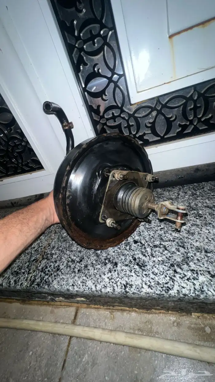 قطع كامري من موديل 2000 حت موديل 2006 الي يبي قطع 3