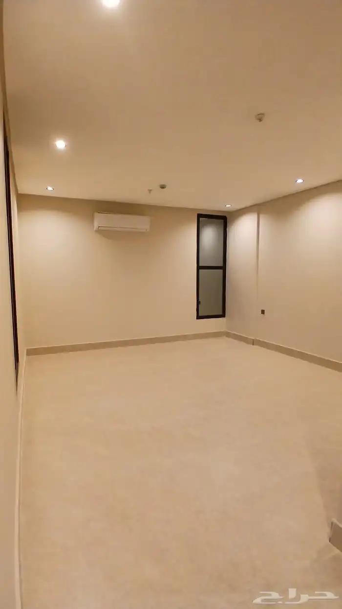 شقة للايجار في الشعلة بمدخلين 8