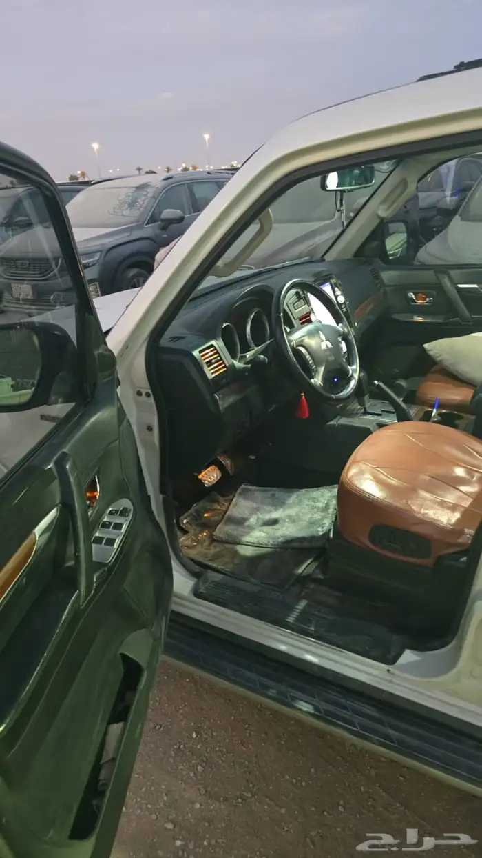 جيب باجيرو 0