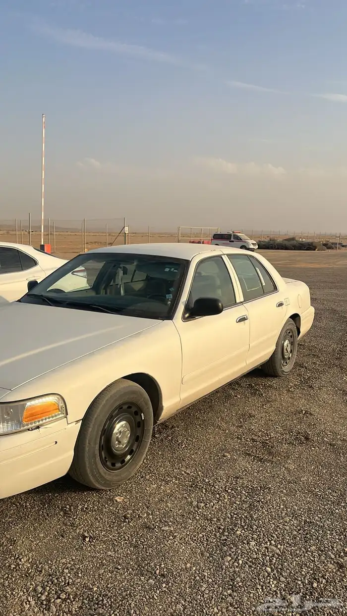 فورد بوليسي ممشى 187 3