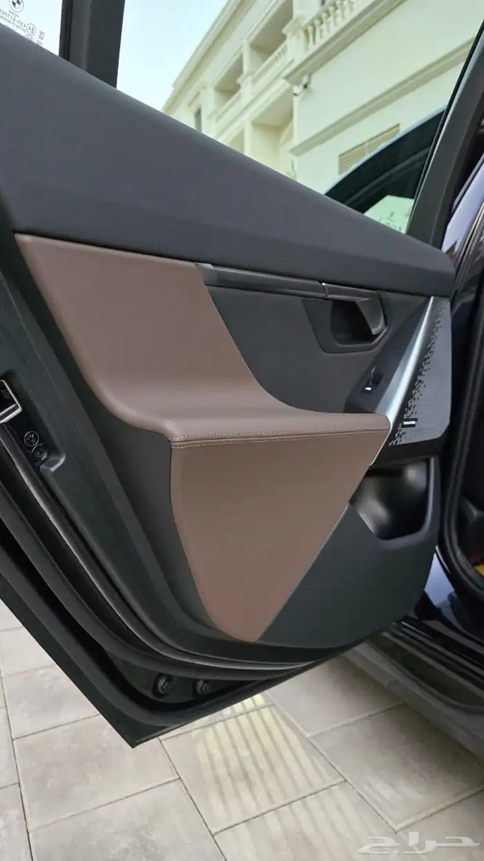 بي ام دبليو 520 كت M - موديل 2024 32