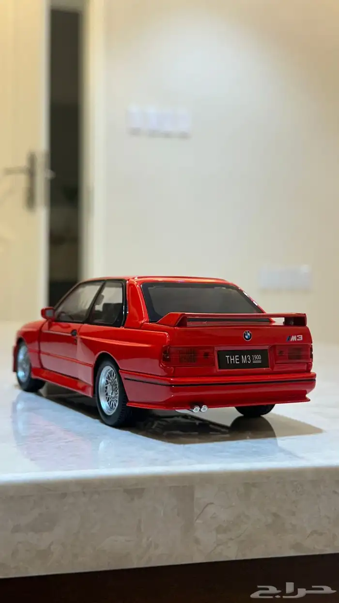 للبيع مجسم بي إم دبليو السعر 100 ريال الموقع القطيف 4