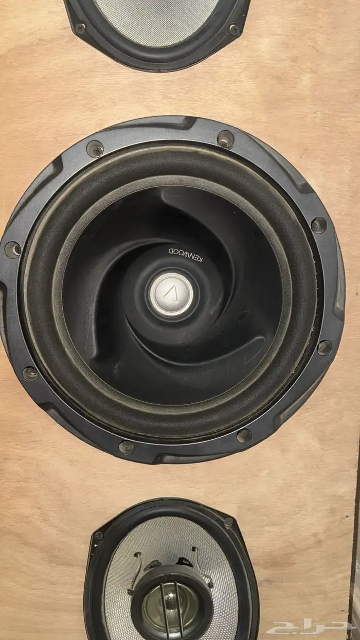 سمعات شبه جديده للبيع 7