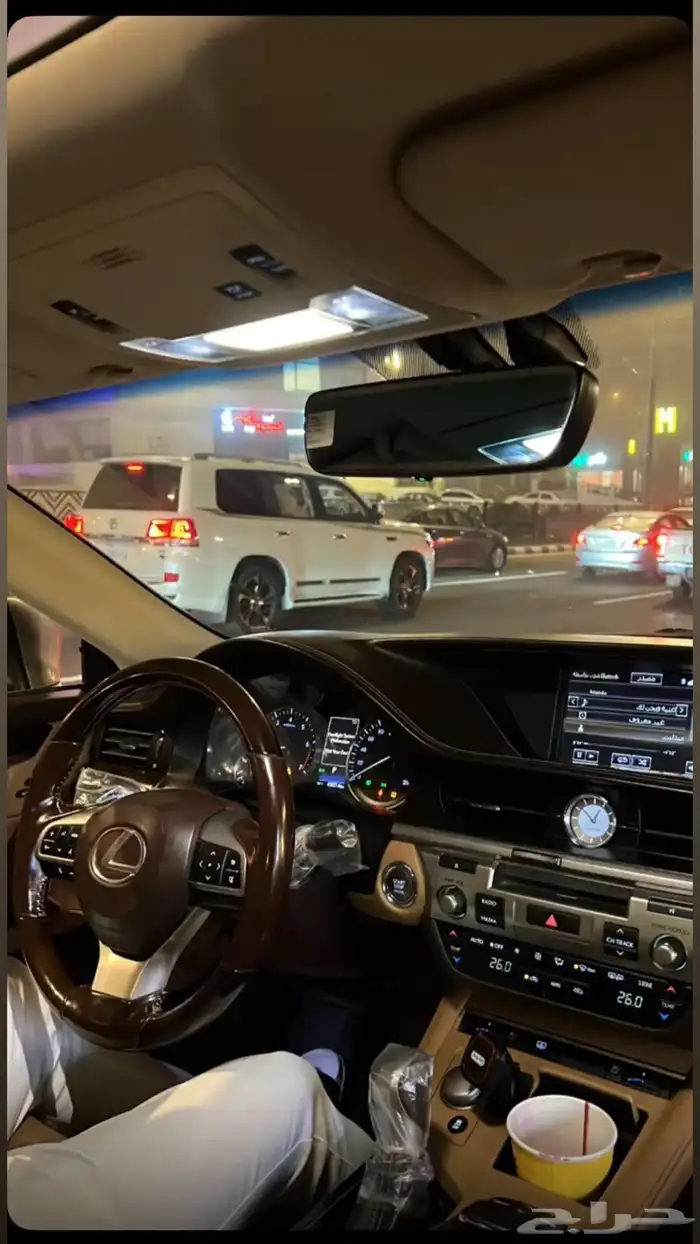 لكزس ES350 2016 8