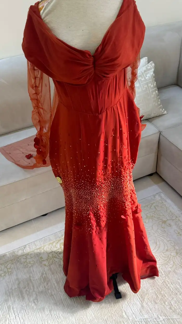 فستان للبيع 0