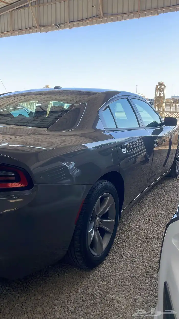 تشارجر 2019 ( 6 سلندر ) 4