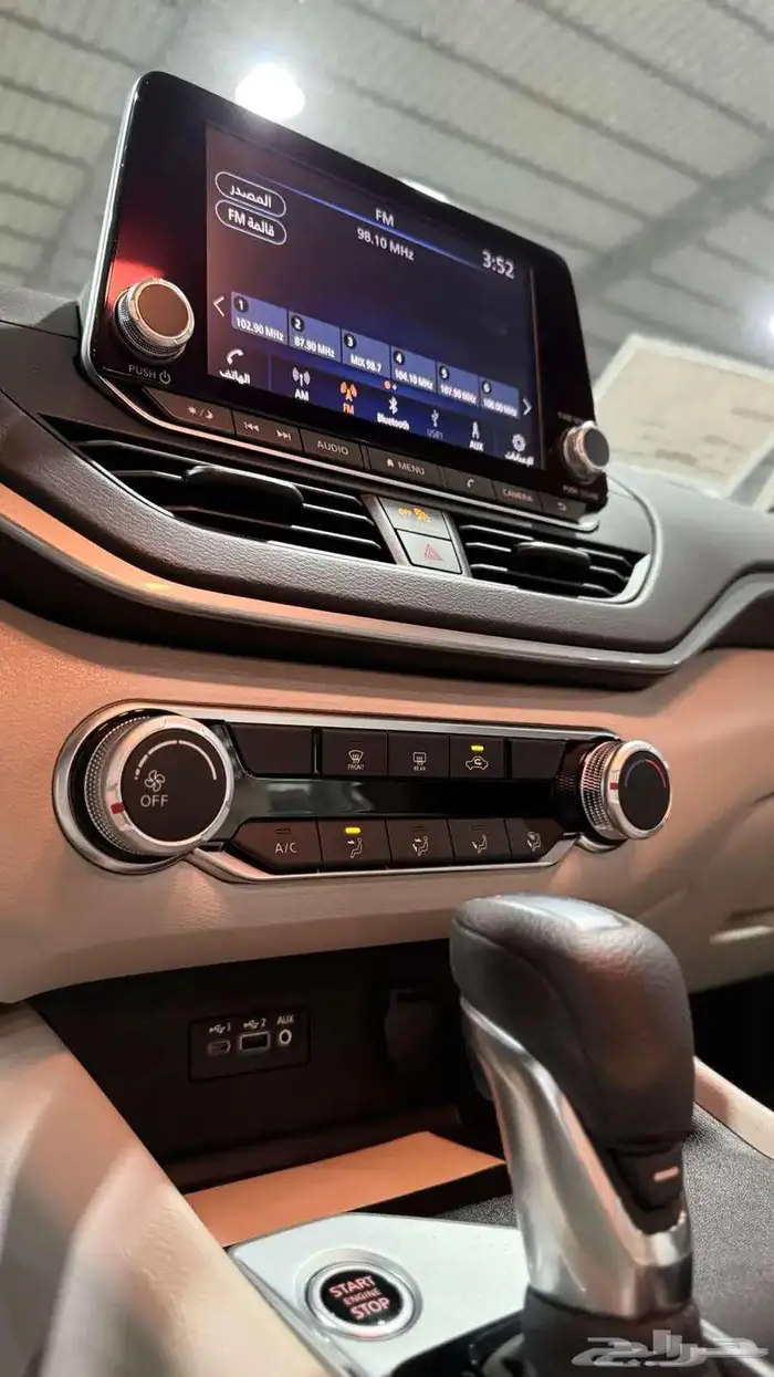 نيسان التيما استاندر موديل 2025 لون رصاصي 10