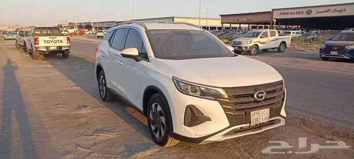 جاكGS4   270T نظيف لدى معرض الموتر العريق للسيارات 3