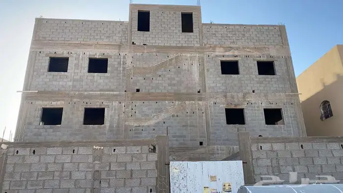 عمارة للبيع بدومة الجندل 0