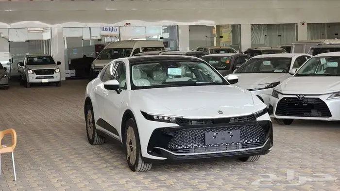 كراون بريميوم سعودى 2026 اقل سعر كاش واقساط 3