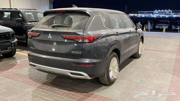 ميتسوبيشي اوتلاندر 7 مقاعد HL بدون دبل موديل 2025 5