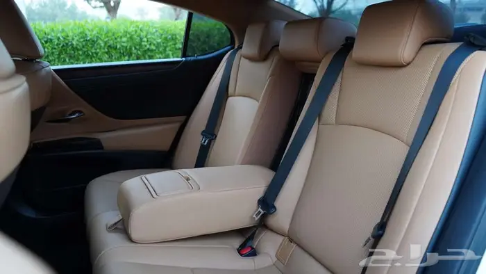 لكزس ES 350 2022 بنورما (فل كامل ) 17