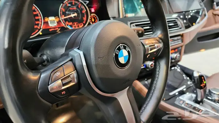 بي ام دبليو 520 2016 مخزن 25