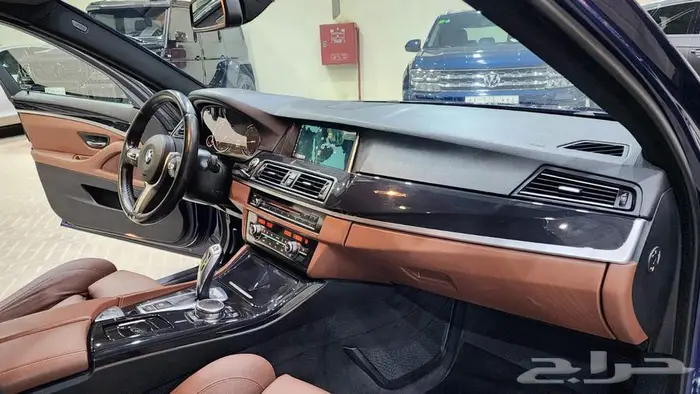 بي ام دبليو 520 2016 مخزن 14