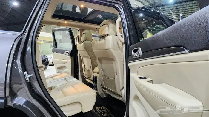 جراند شيروكي ليمتد 2019 18