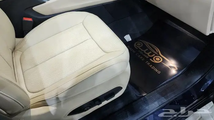 جراند شيروكي ليمتد 2023 30