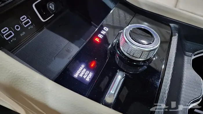 جراند شيروكي ليمتد 2023 14