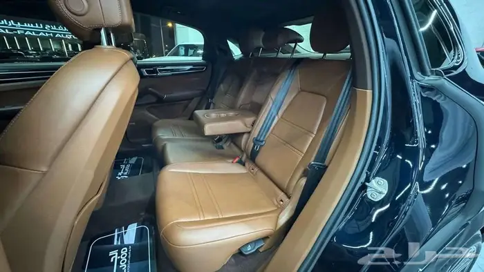 2022بورش كايين PORSCHE CAYENNE 9