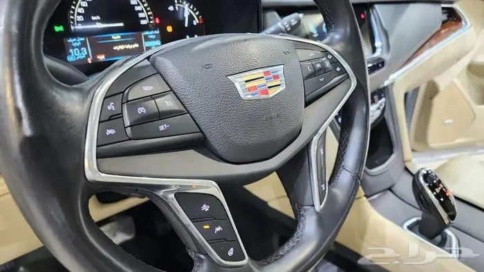 كاديلاك XT5 2017 18